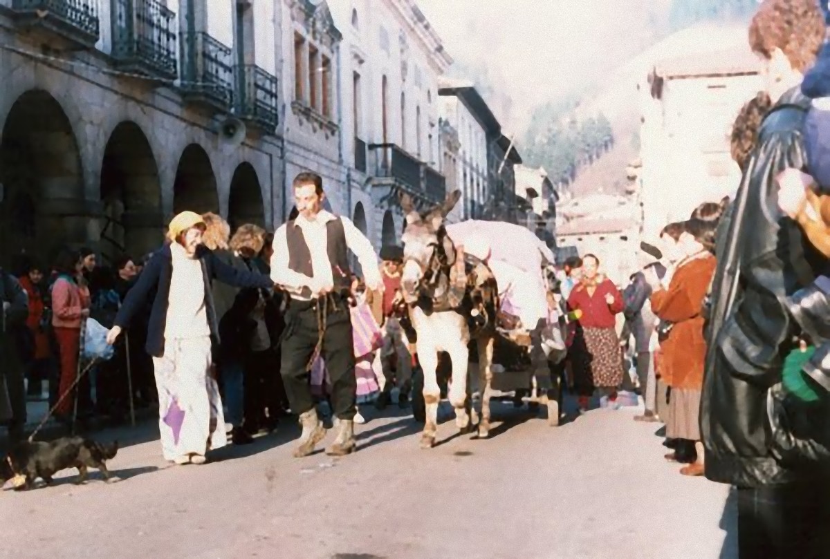 Iñakiri omenaldia - Iparragirre plaza - 1996/07/20